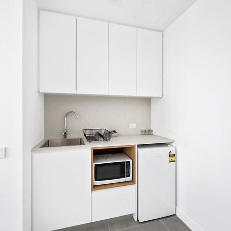 סידני Arthur Hotel Bondi Junction No Reception And House Keeping No Sofa Bed מראה חיצוני תמונה