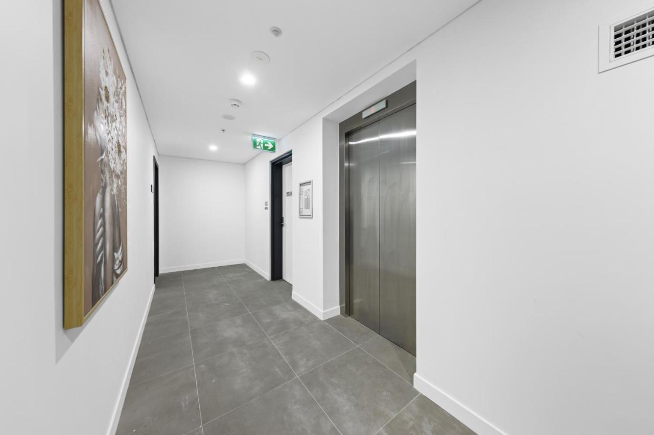 סידני Arthur Hotel Bondi Junction No Reception And House Keeping No Sofa Bed מראה חיצוני תמונה